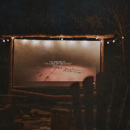 Mobbiton - Magical Underground Retreat Mostar