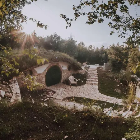 Mobbiton - Magical Underground Retreat Vila