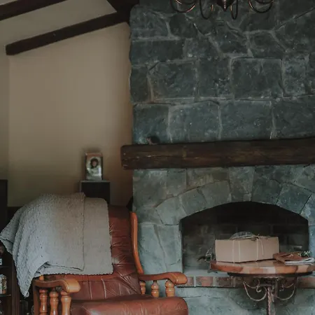 Mobbiton - Magical Underground Retreat Vila