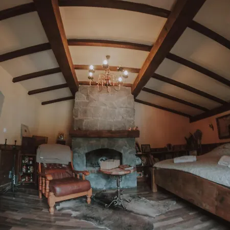 Mobbiton - Magical Underground Retreat * Mostar