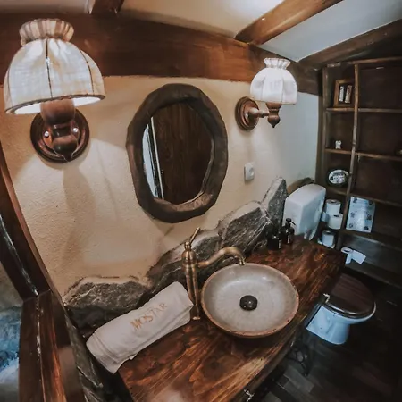 Mobbiton - Magical Underground Retreat * Mostar