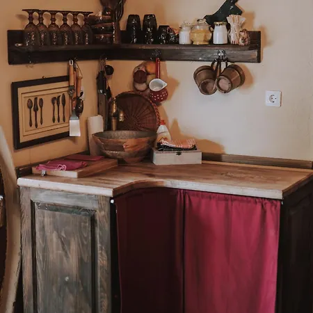 Mobbiton - Magical Underground Retreat