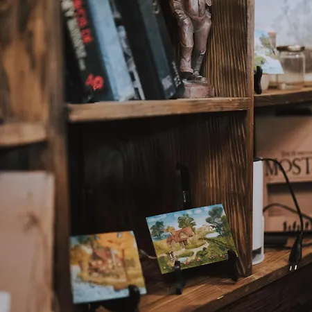 Mobbiton - Magical Underground Retreat فيلة