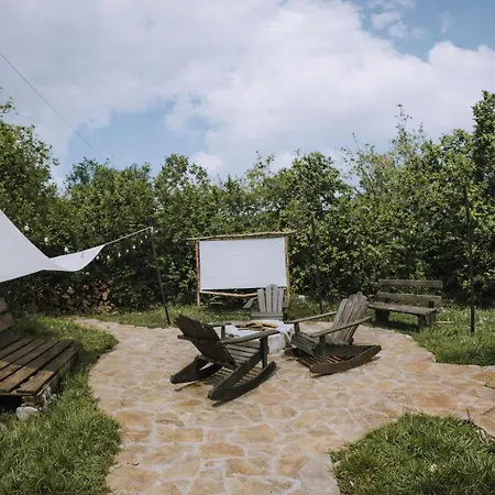 Mobbiton - Magical Underground Retreat Vila