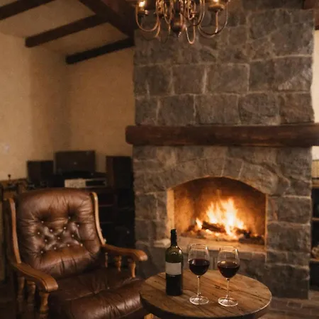 Mobbiton - Magical Underground Retreat Vila *