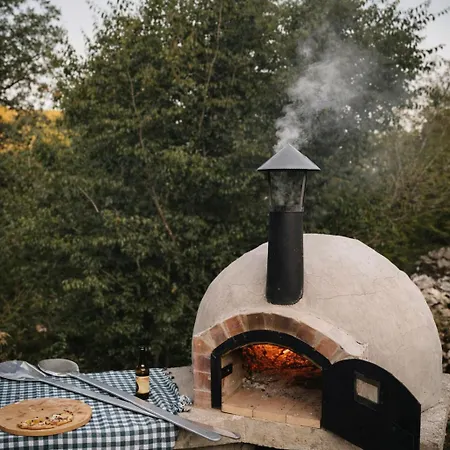 Mobbiton - Magical Underground Retreat Vila Mostar